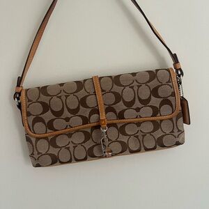 Vintage Coach Brown Signature Shoulder Bag H2J-6348